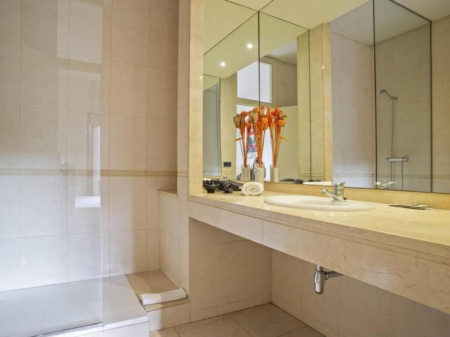 ¡Apartamento En El Centro De Barcelona! ภายนอก รูปภาพ
