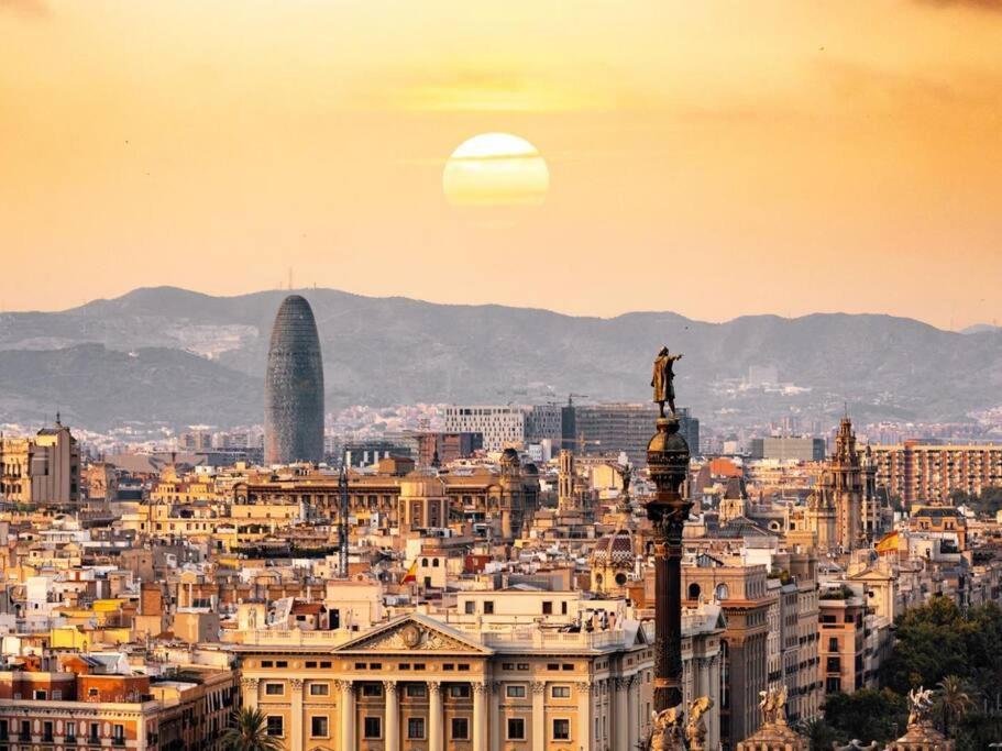 ¡Apartamento En El Centro De Barcelona! ภายนอก รูปภาพ