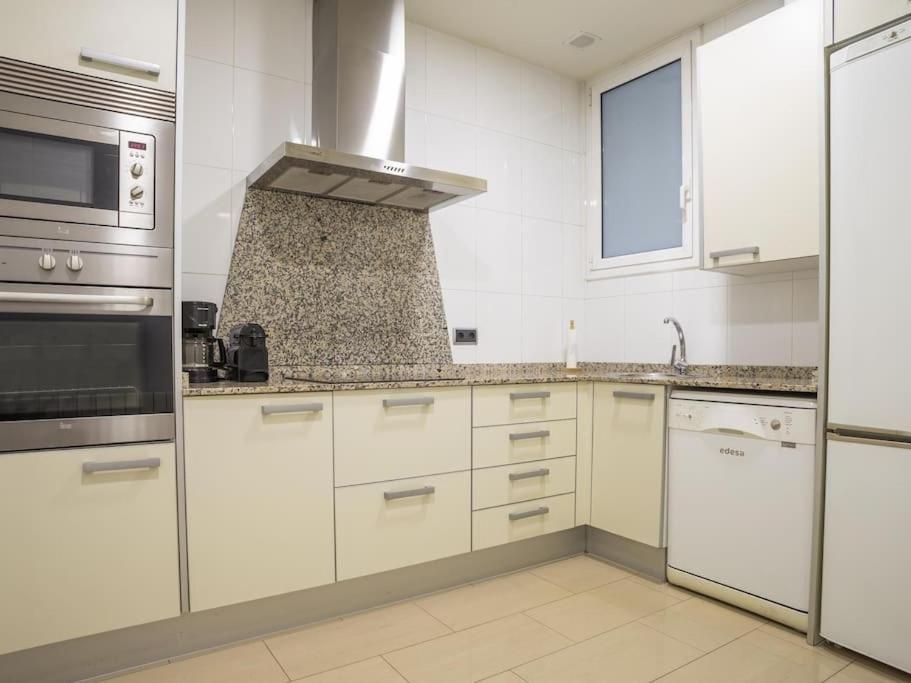 ¡Apartamento En El Centro De Barcelona! ภายนอก รูปภาพ